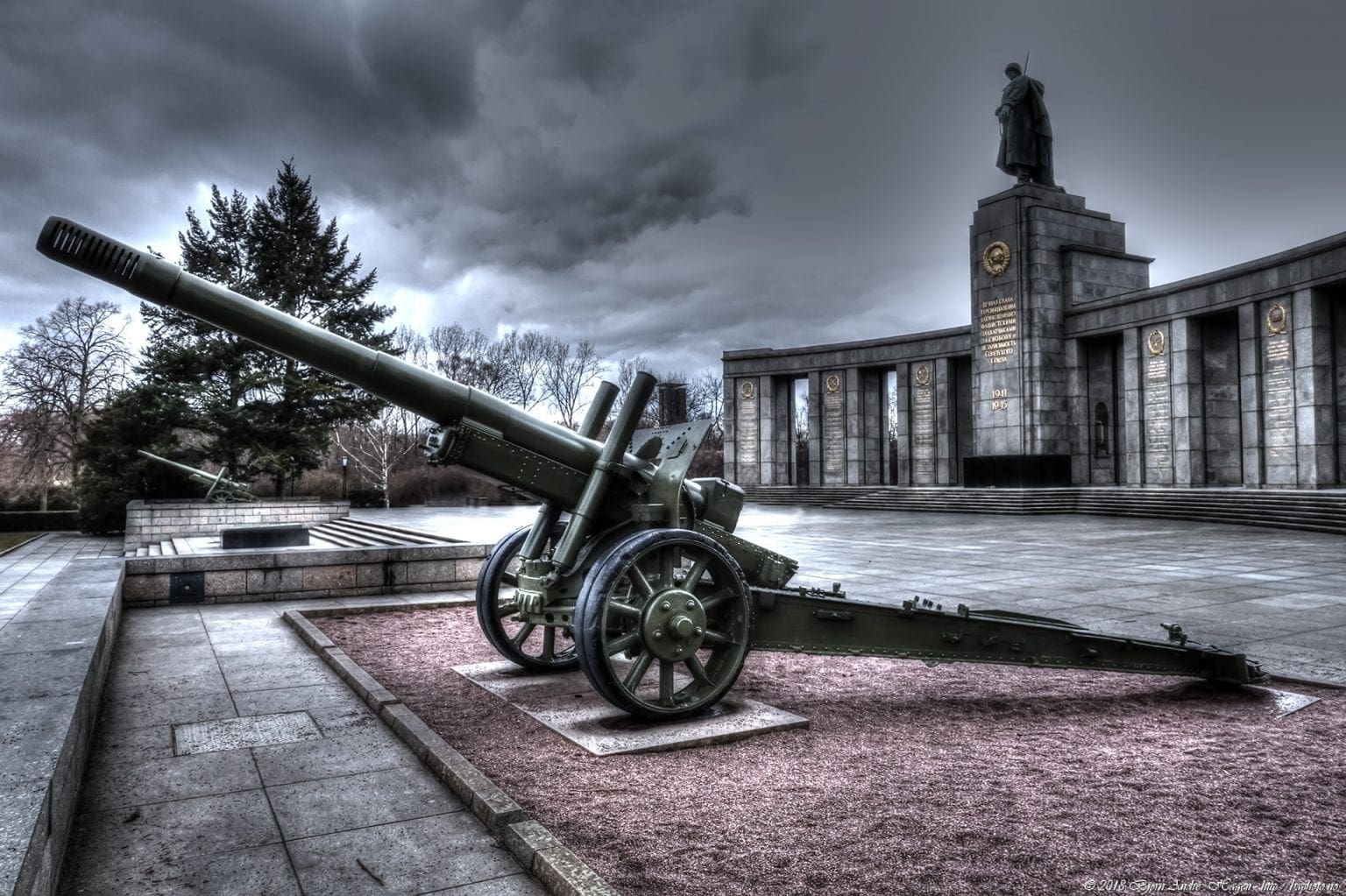 Soviet War Memorial (Tiergarten)