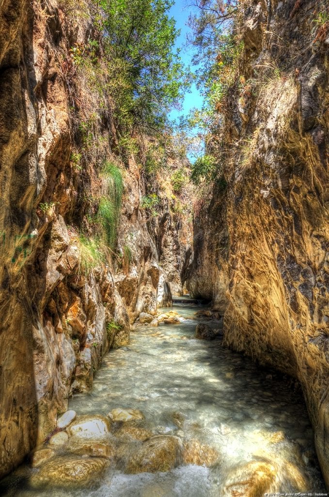 Rio Chillar canyon
