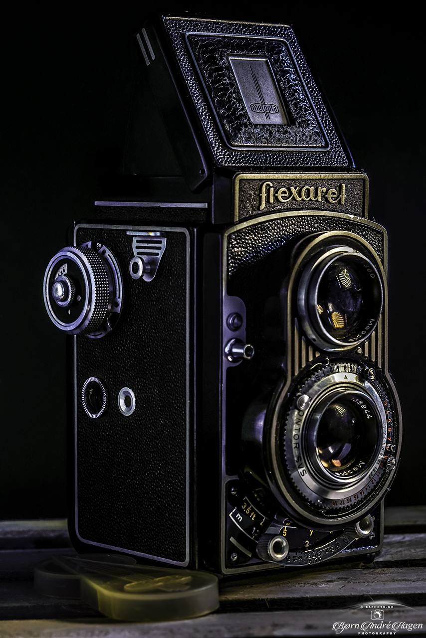 Flexaret old camera color