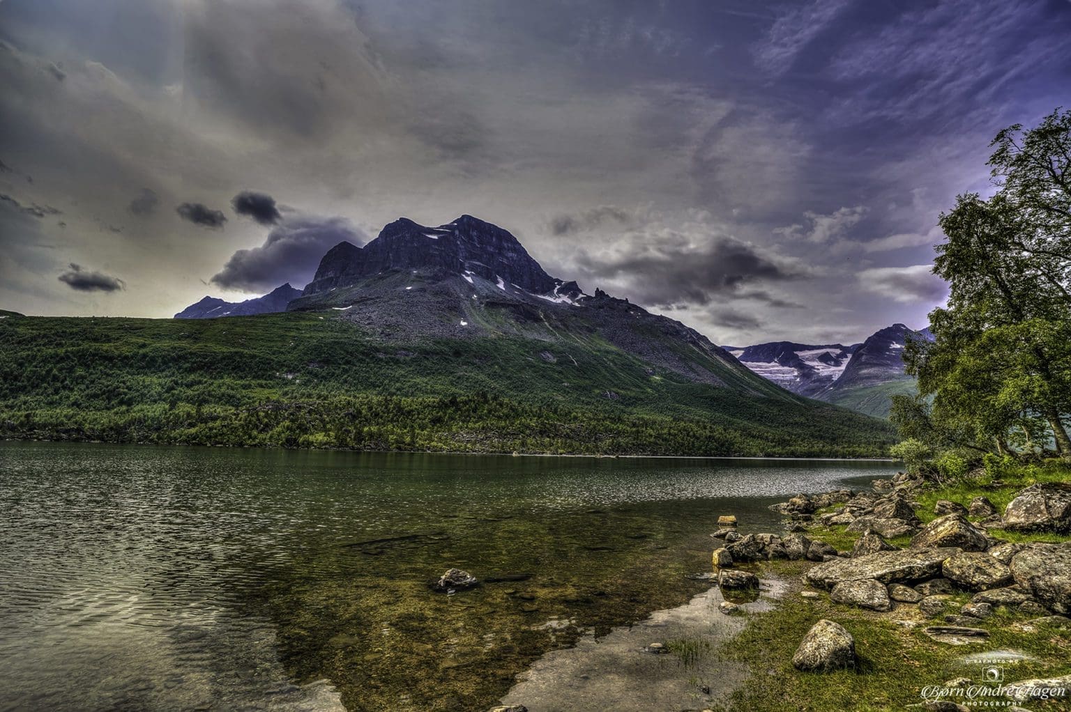 Innerdalsvatna-Skarfjellet